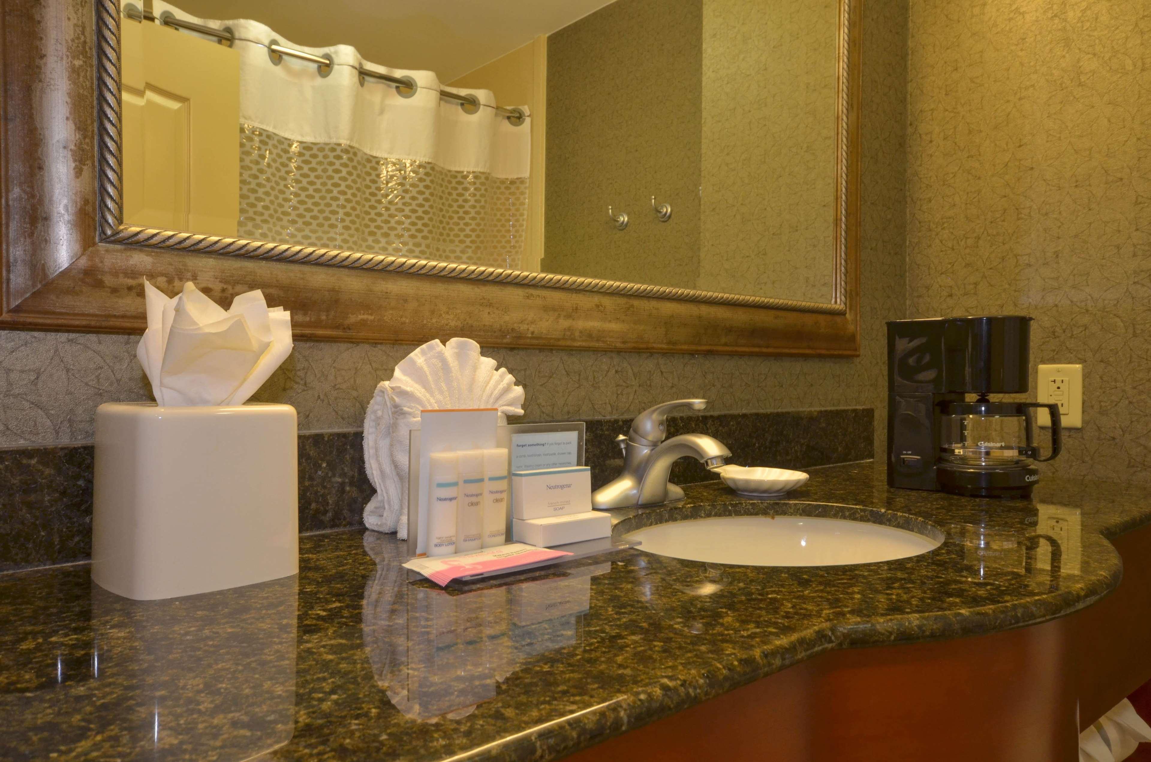 Hampton Inn Bryant Buitenkant foto