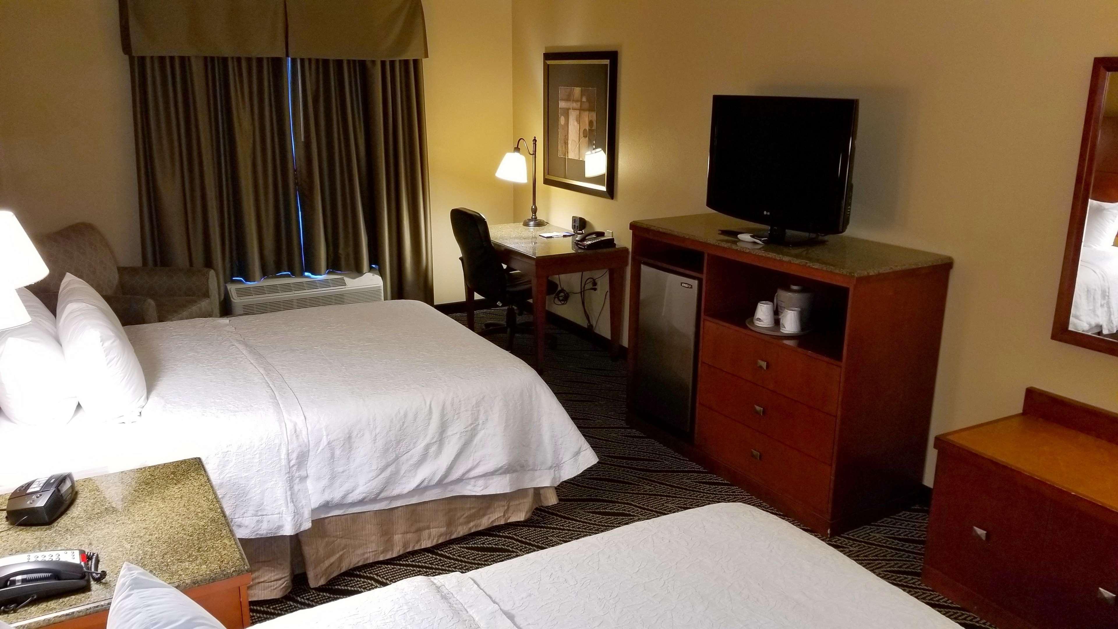 Hampton Inn Bryant Buitenkant foto