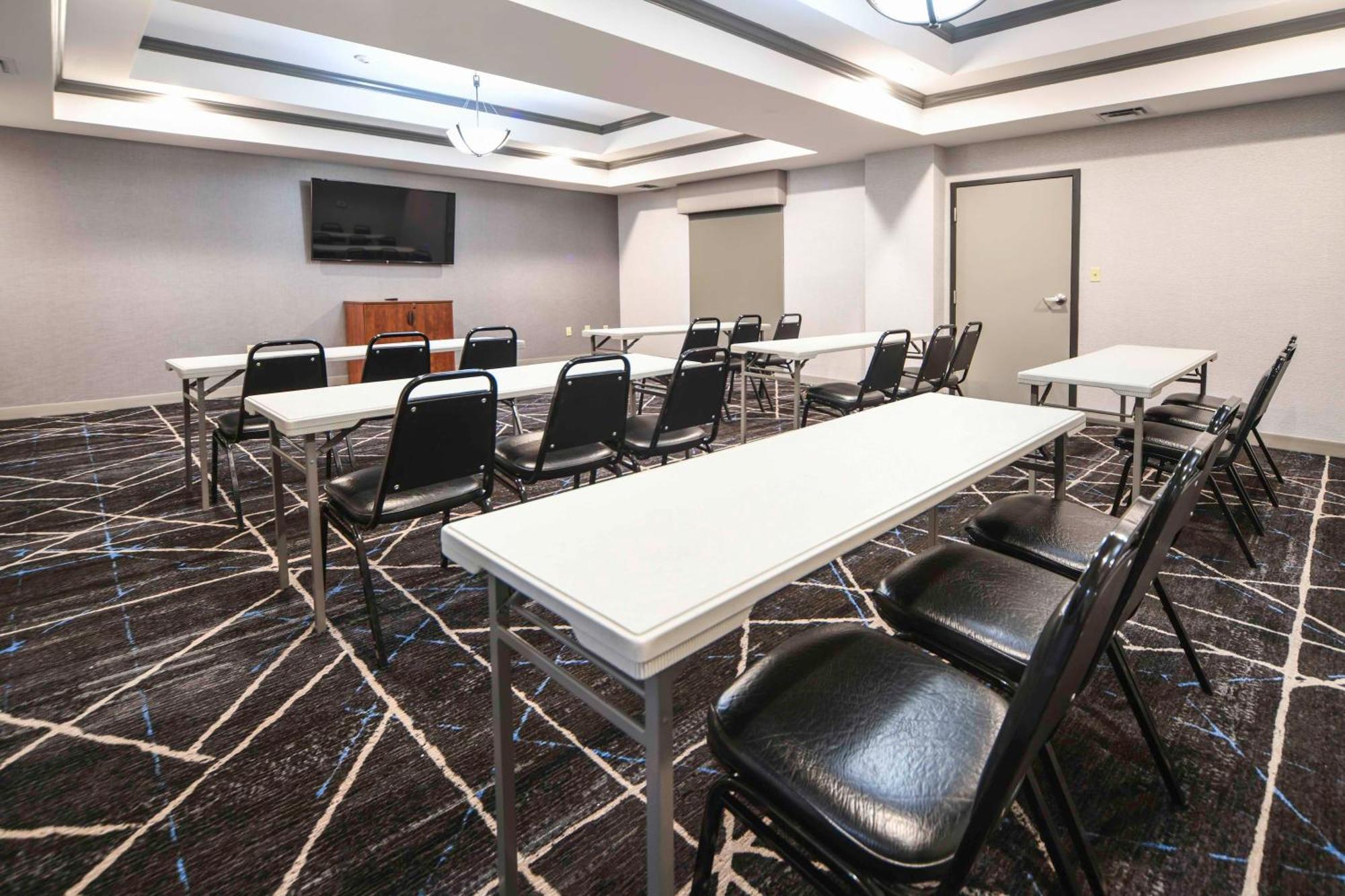 Hampton Inn Bryant Buitenkant foto