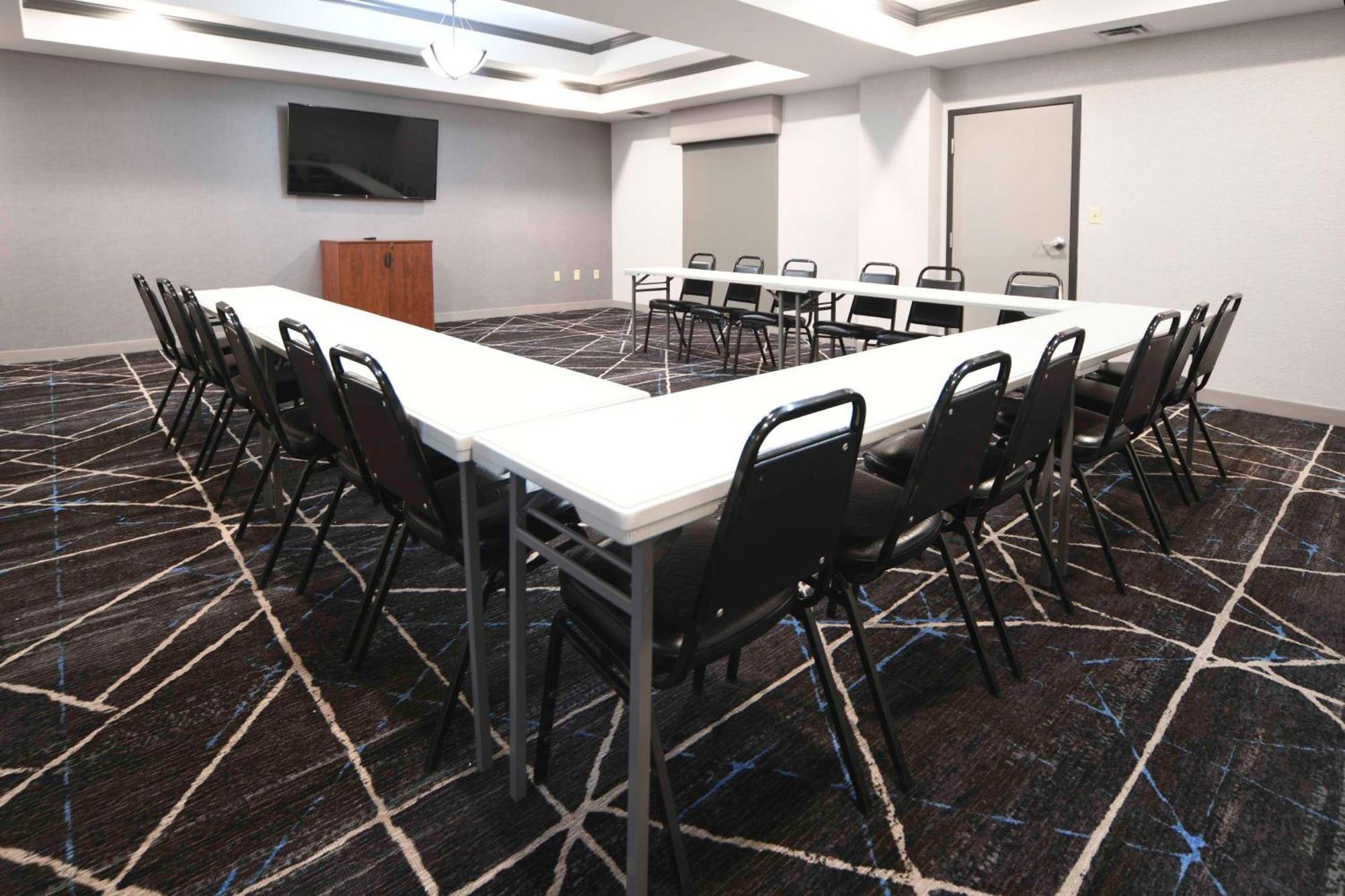 Hampton Inn Bryant Buitenkant foto