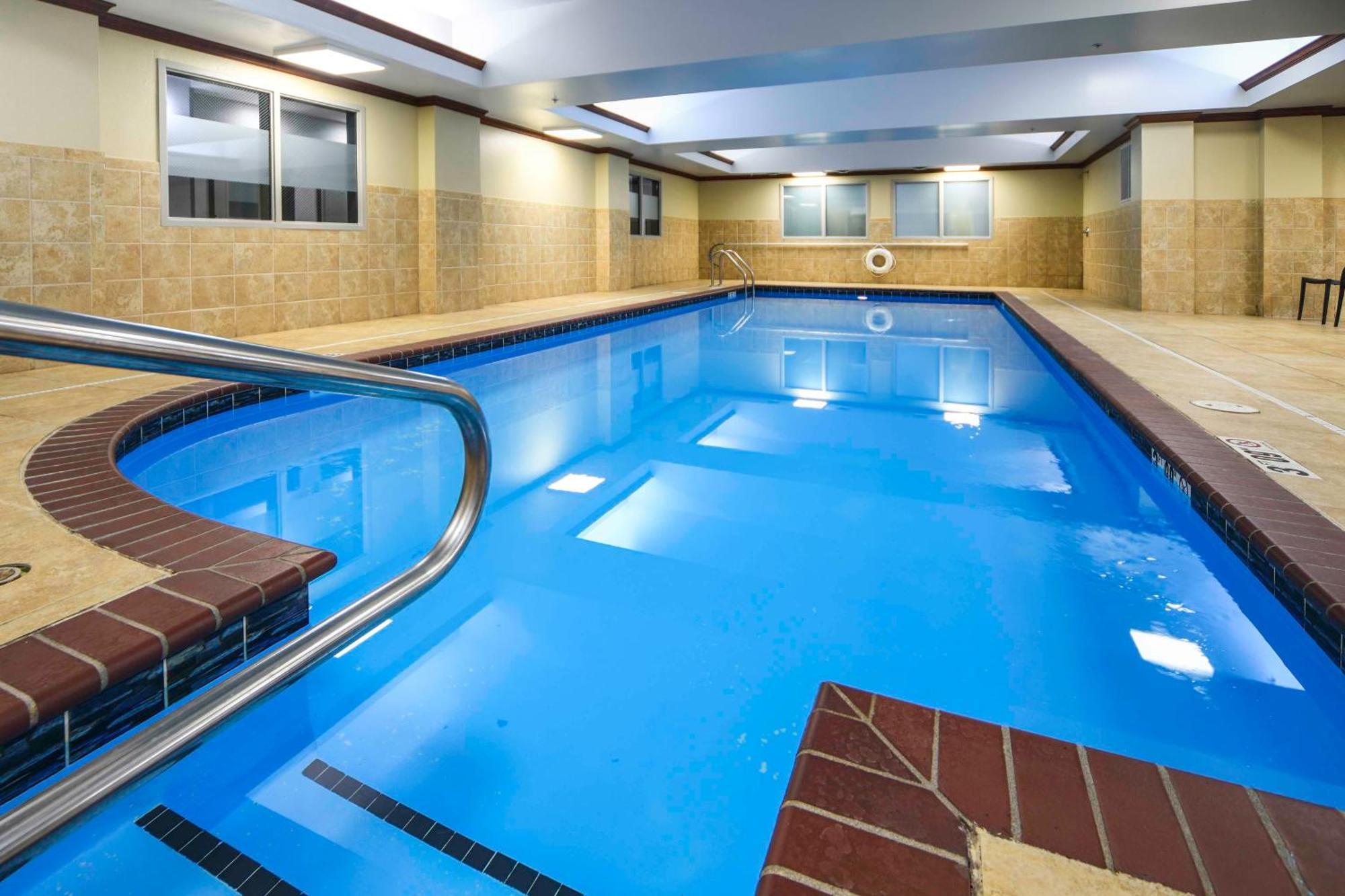 Hampton Inn Bryant Buitenkant foto